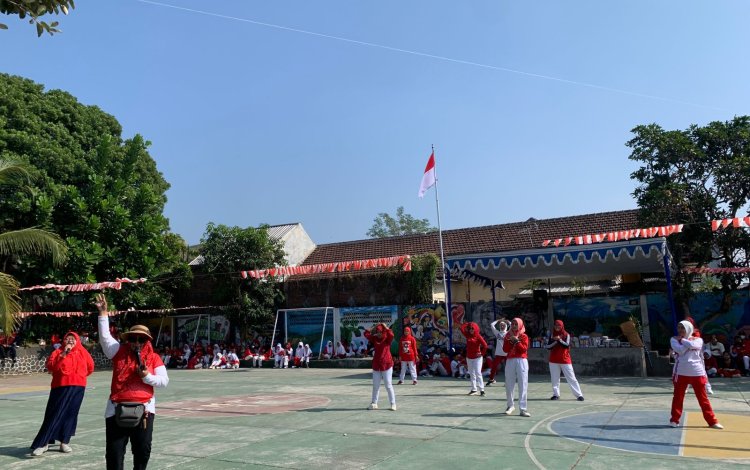 Pentas Seni dan Gerak Jalan Meriahkan Lomba Agustusan di SMP Negeri 16 Malang